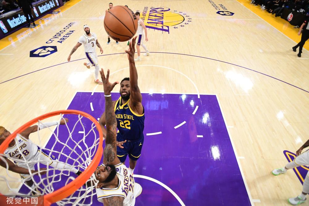 库里妻子艾 库里妻子艾