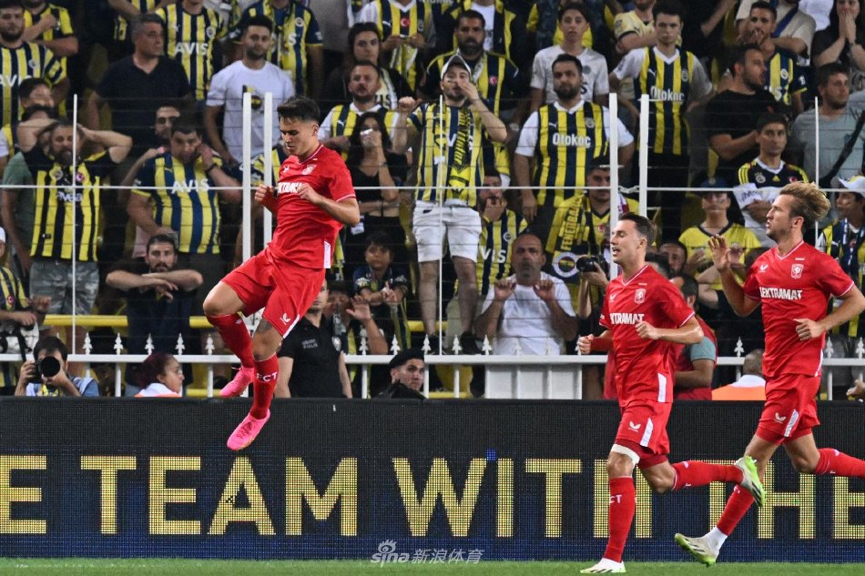 出高度兴趣 出高度兴趣